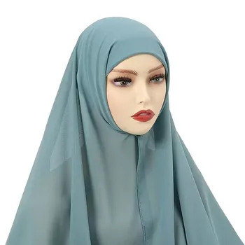 Жена ежедневието на обикновен прическа-тюрбан, мюсюлмански шал-чалма