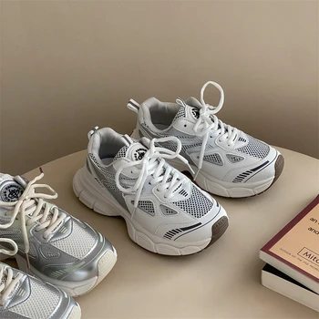 Сребристи маратонки за бягане с дишаща мрежа, дамски вулканизированная обувки, ежедневни Демисезонная спортни обувки на дебела подметка с шнур, Тенденция Дамски спортни обувки