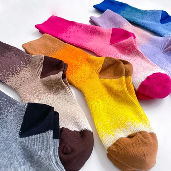 Модни чорапи наклон цвят за жени, памучни чорапи в стил Харадзюку, мъжки чорапи дишащи, Свободни чорапи със средна дължина, парни бани чорапи