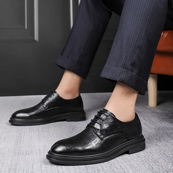 Мъжки кожени обувки 2023, Пролетно новост, удобна нескользящая модни мъжки обувки на дебела подметка, Ежедневни кожени обувки в бизнес стил