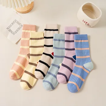 Чорапи в стил INS, Женски шарени памучни чорапи на райета, спортни чорапи с ярки цветове, на Ежедневните Свободни чорапи в тон
