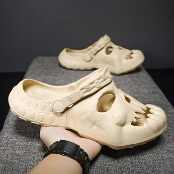 Нови Мъжки чехли за дома, Луксозен домашна градинска обувки, нескользящая удобни обувки, плажни сандали в ретро стил с черепи за мъже