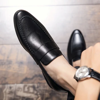 Модерна луксозна обувки в стил ретро с кожена подплата, Удобни обувки за шофиране, Лоферы, Модни мъжки обувки 2023, Нова лятна обувки, Мъжки класика