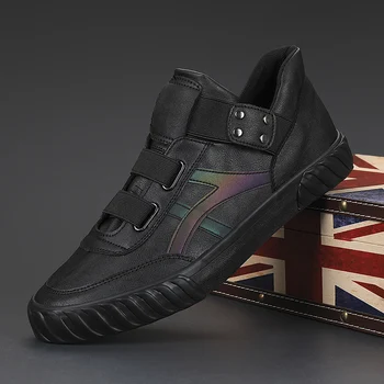 2022 Пролетно Мъжки Вулканизированная Обувки с висок Берцем, Мъжки Обувки на равна подметка, Модни Маратонки в британския Стил, Мъжки Лоферы, Обувки За Почивка, Мъжки Маратонки
