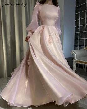 Добър вечер, Елегантна розова рокля с високо деколте и кристални пера за тържествен повод, рокля за абитуриентски, вечерни рокли