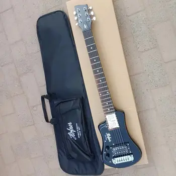 Отличен 6-струнен Лъскава Лявата черна Мини електрическа китара на 34-инчов корпус от масив липа, лесно переносимая китара за пътуване с чанта