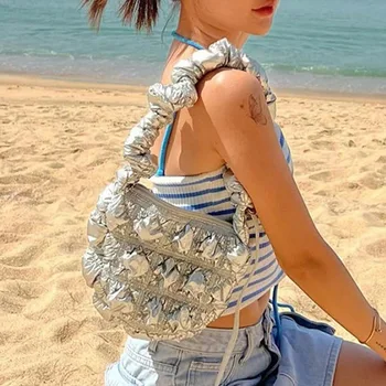 Модни Дамски чанти през рамо със сребърни Рюшами, Дизайнерски Стеганая чанта-скитник, Луксозна Найлон Малка чанта-тоут, Мека Пухлая чанта 2023