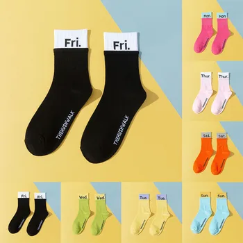 Дамски тенденция памучни чорапи с принтом 
