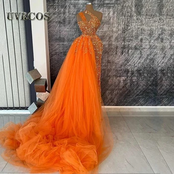 UVRCOS, Оранжево блестящи вечерни рокли с пайети за жени, вечерна рокля знаменитост, Саудовско-арабски вечерни халати за баня по поръчка